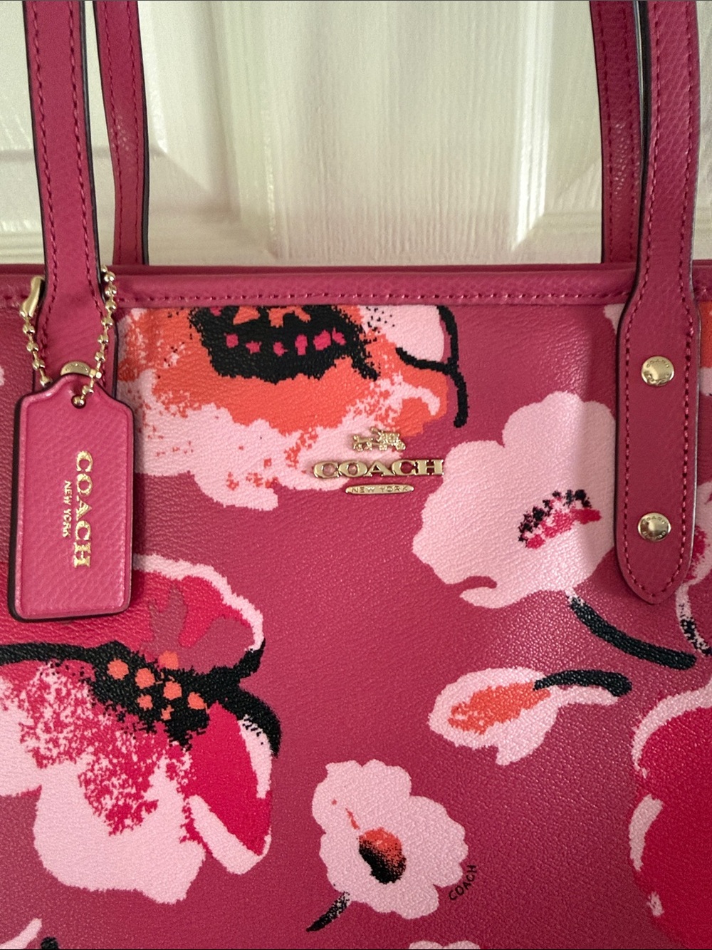 NWT COACH Large City Zip Dahlia Multi Bag